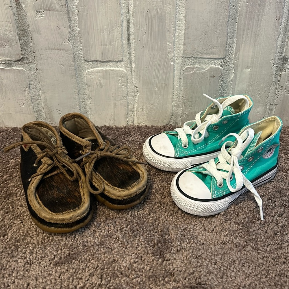 Babyboy size 5 twisted X and converse shoe bundle!!